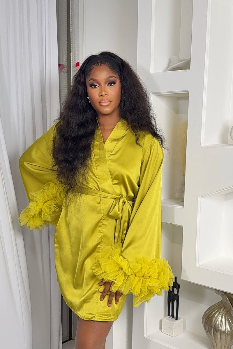 AMIE PREMIUM SATIN ROBE MUSTARD