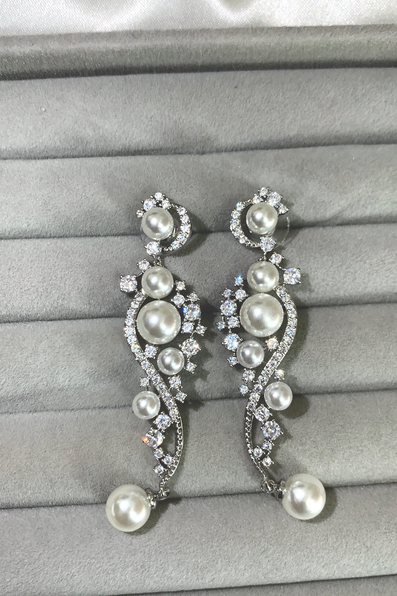 ONYX BRIDAL EARRING
