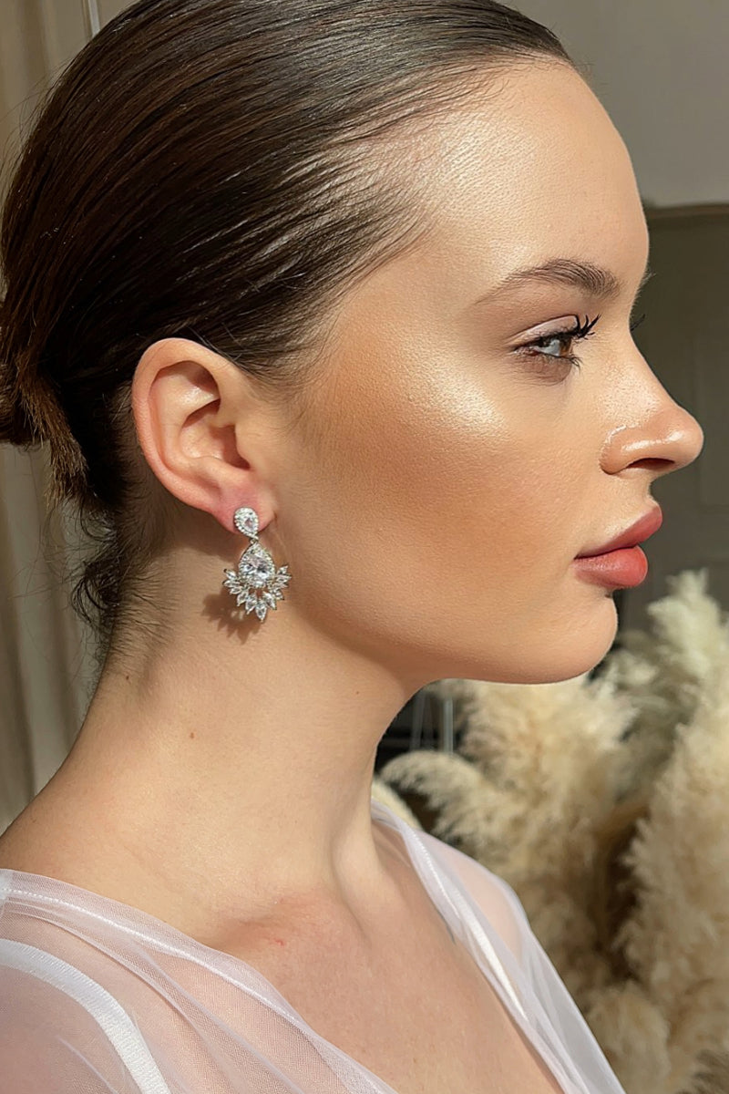 OLIVIA CHANDELIER DROP EARRINGS